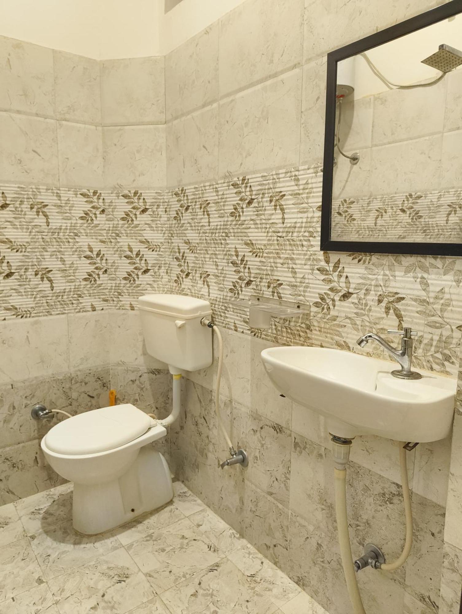 Rising Shemesh Home Stay Udaipur Exterior foto